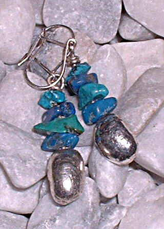 Silver earrings wih turquoise and lapis lazuli beads